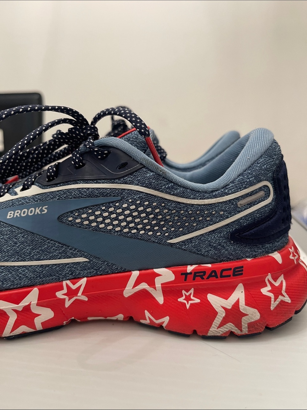 BROOKS RESTART TRACE 2 SNEAKERS WOMENS SIZE 8.5 - Picture 4 of 14